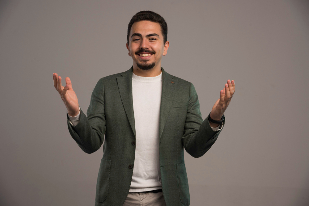 Why Consultants and Industry Leaders Should Start Freelancing with Startups